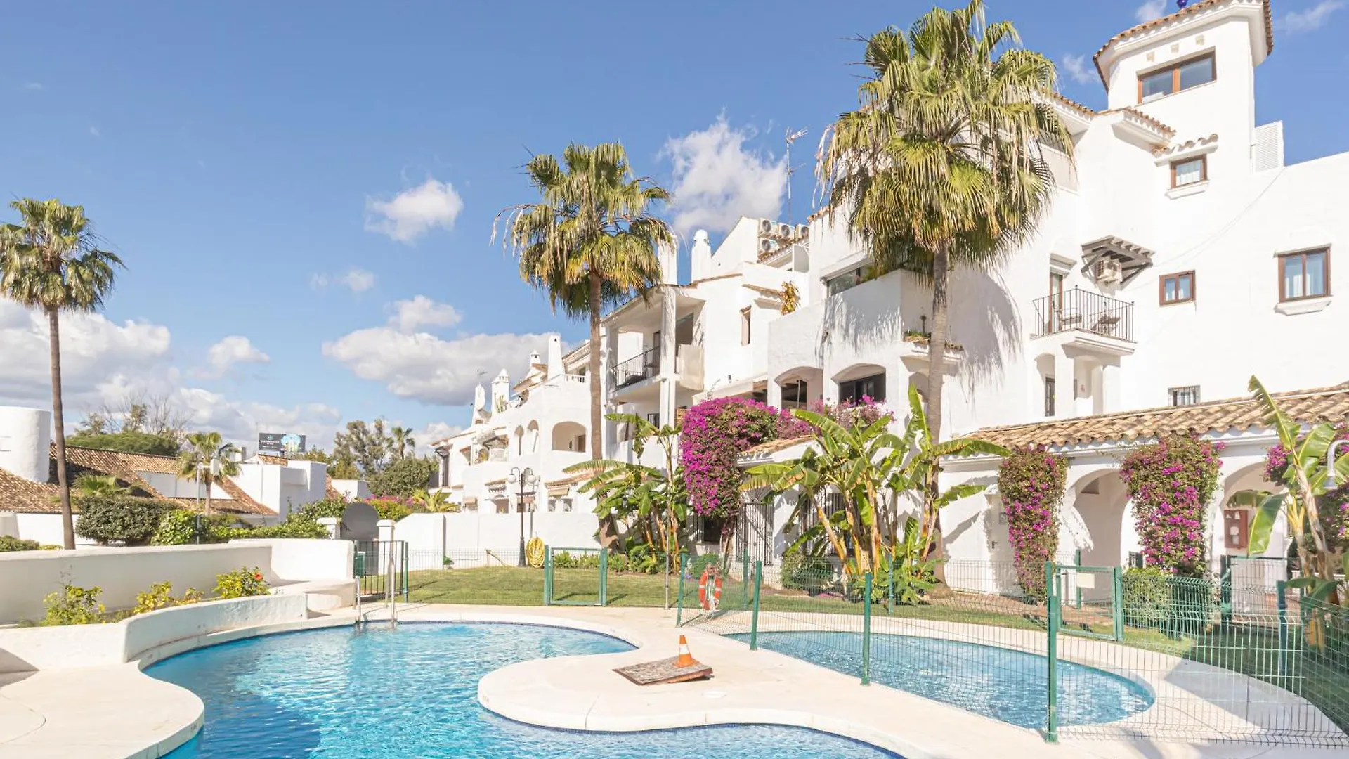 Puerto Banus Near La Sala By The Sea - Happy Rentals Marbella