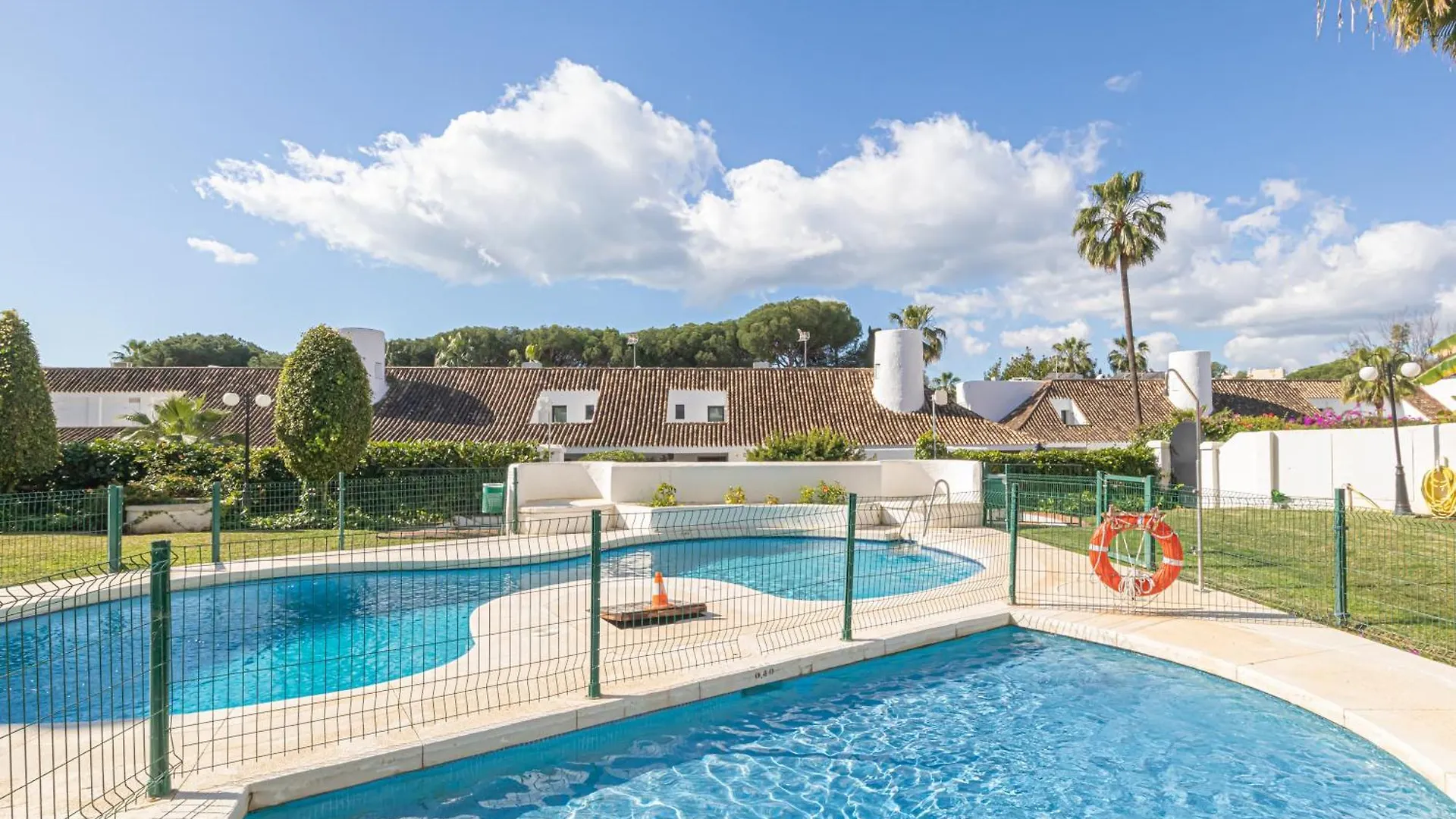Puerto Banus Near La Sala By The Sea - Happy Rentals Marbella 0*,