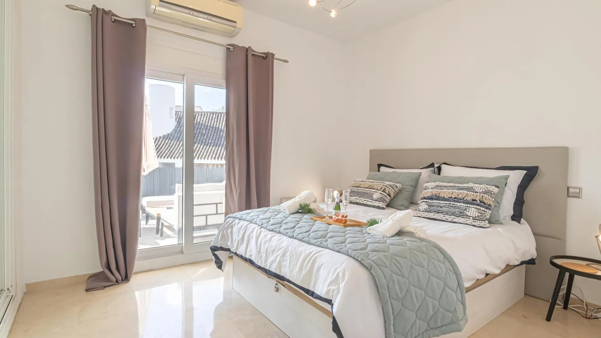 Puerto Banus Near La Sala By The Sea - Happy Rentals Marbella