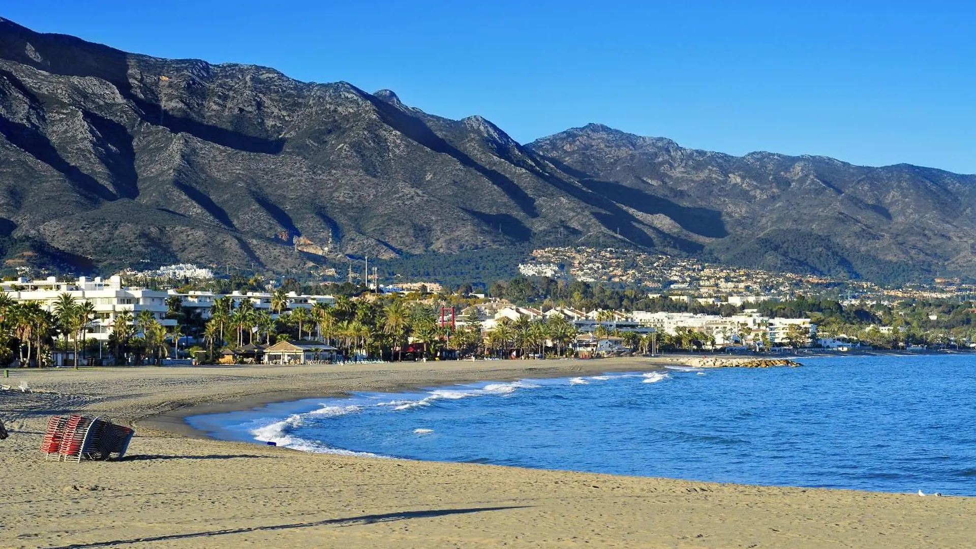 Apartment Puerto Banus Near La Sala By The Sea - Happy Rentals Marbella